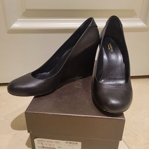 Gucci Black Women's Wedge Shoes